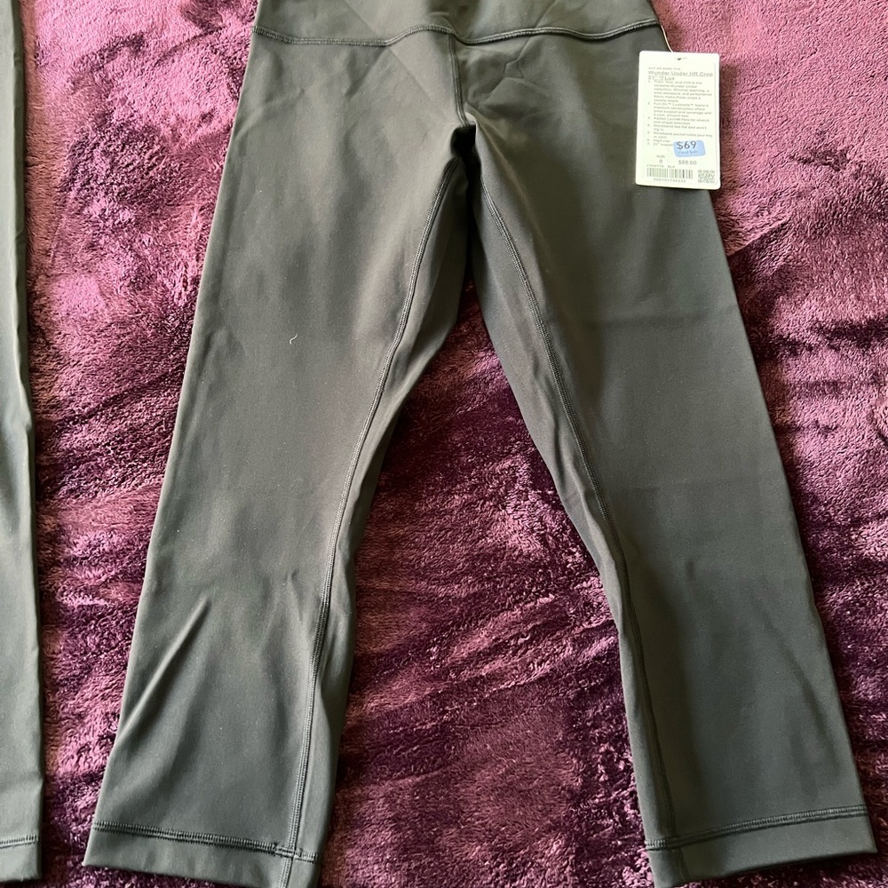 Lulu Lemon “Wunder Under” Leggings